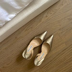 Vintage Manolo slingbacks